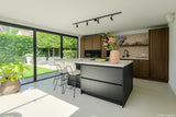 VERBOUWING VAN KEUKEN NAAR LEEFKEUKEN JAREN ’70 VILLA-lab-R-jaren 70 woning verbouwen,keuken renovatie,keuken verbouwen,kookeiland keuken,leefkeuken inspiratie,moderne leefkeuken,open keuken-Verbouwing keuken naar leefkeuken | Jaren 70 villa-OBLY