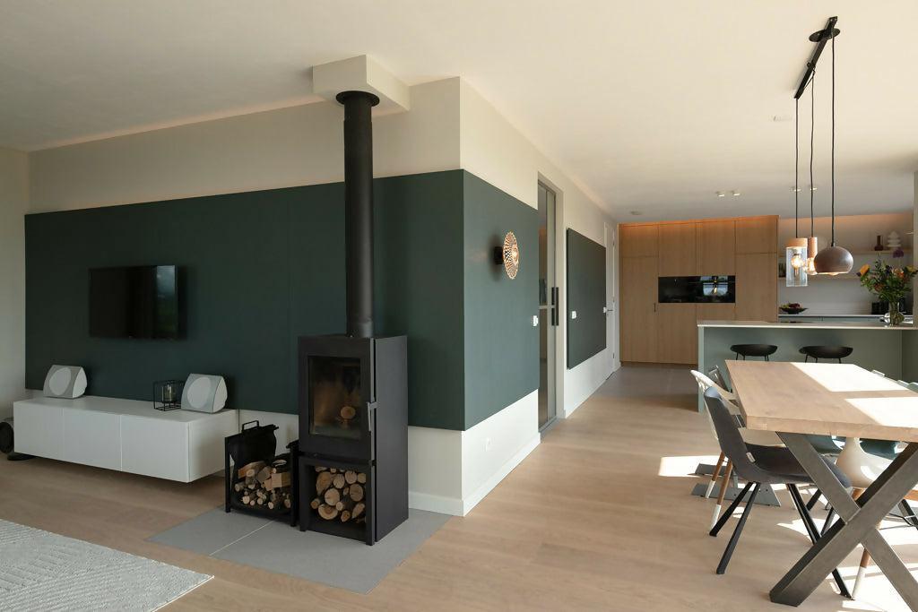 Van Boerderij naar Woonboerderij: Een Groene Oase in Zuid-Limburg-ELKE SPECK INTERIEURONTWERP-groene oase interieur,Keuken,luxe woonboerderij,maatwerk woonkeuken,natuurlijke interieurmaterialen,open leefruimte,stijlvolle wooninspiratie,verbouwing boerderijwoning,Woonboerderij,woonboerderij renovatie,Woonkamer-OBLY