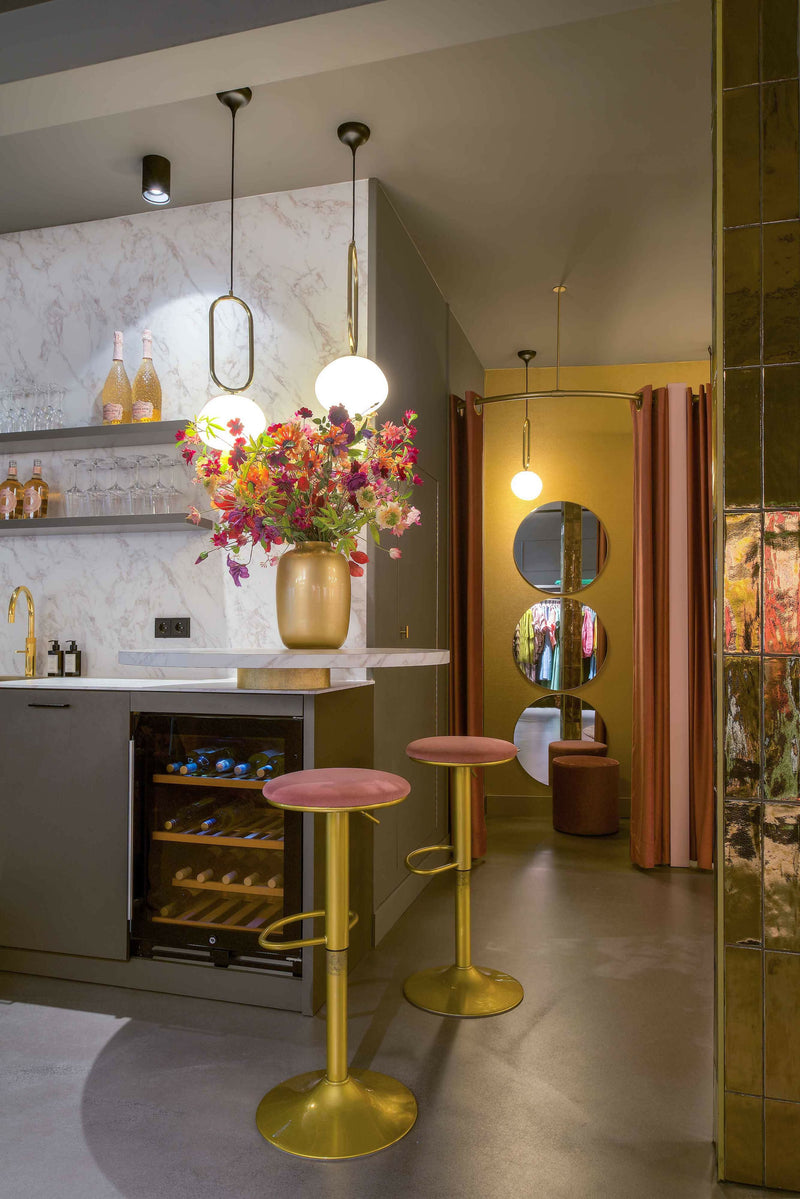 Van Restyling tot Totale Metamorfose-Esther Rooijackers Interieur-kantoor-Complete Kantoor Make-over | Elbo Technology-OBLY