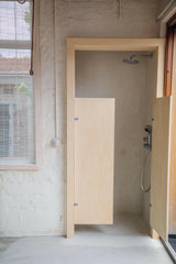 Van Slachthuis naar Vakantiehuis: Een Transformatie in 18m²-Kevin Caboor-Compact wonen,Creatief meubelontwerp,Interieur inspiratie,Kleine ruimte ontwerp,Tiny house design,Uniek interieur,Vakantiehuis,Vakantiehuis interieur-OBLY