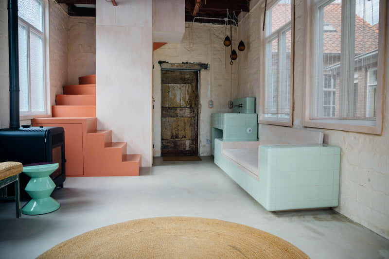 Van Slachthuis naar Vakantiehuis: Een Transformatie in 18m²-OBLY-Vakantiehuis-OBLY