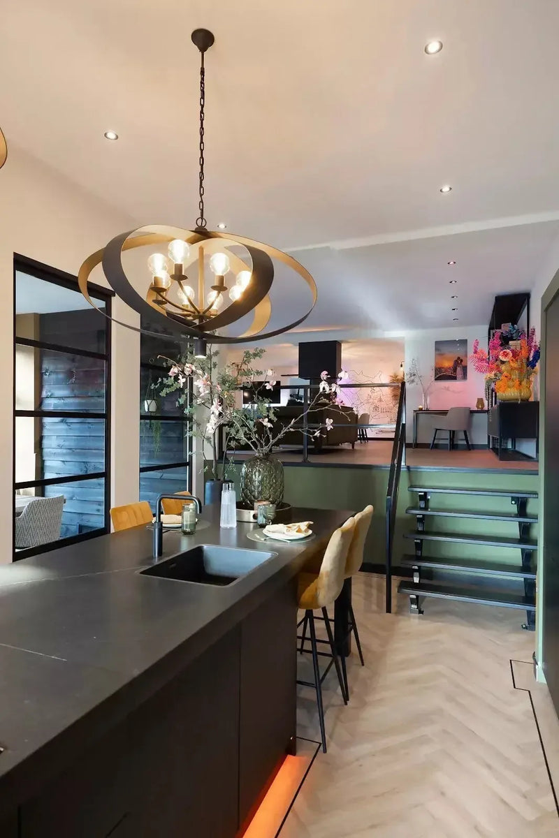 Van grachtenwoning naar stijlvol chique appartement-OBLY-Transformatie: van grachtenpand tot stijlvol appartement | PUUR Veroni-OBLY