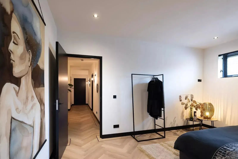 Van grachtenwoning naar stijlvol chique appartement-OBLY-Transformatie: van grachtenpand tot stijlvol appartement | PUUR Veroni-OBLY
