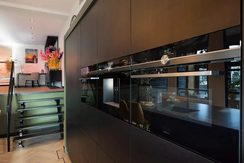 Van grachtenwoning naar stijlvol chique appartement-OBLY-Transformatie: van grachtenpand tot stijlvol appartement | PUUR Veroni-OBLY