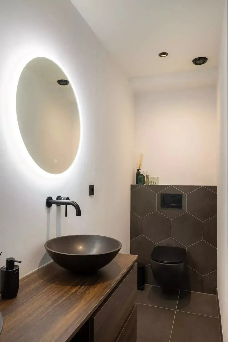 Van grachtenwoning naar stijlvol chique appartement-OBLY-Transformatie: van grachtenpand tot stijlvol appartement | PUUR Veroni-OBLY