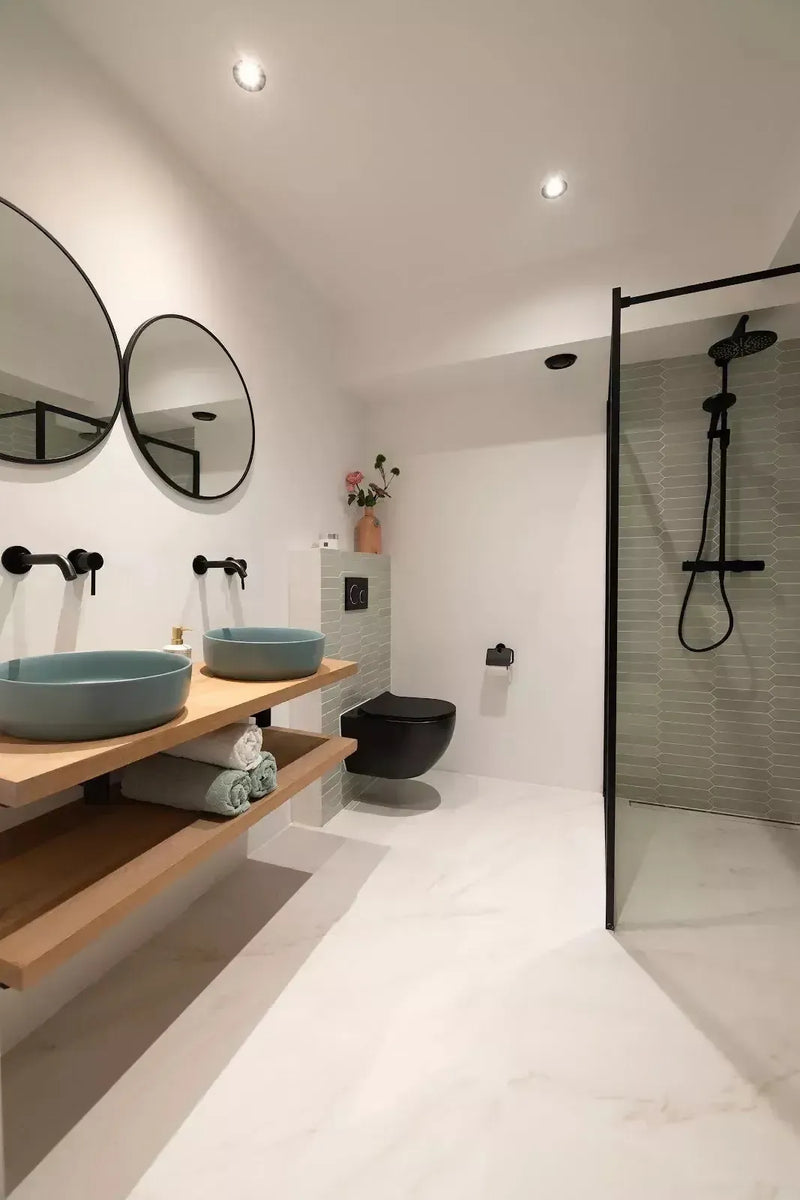 Van grachtenwoning naar stijlvol chique appartement-OBLY-Transformatie: van grachtenpand tot stijlvol appartement | PUUR Veroni-OBLY