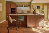 Volledig interieur familie woning Amsterdam met uitbouw-Studio Bix Interiors-badkamer ontwerp,familie woning,harmonieus design,interieur ontwerp,jaren 30 woning,Keuken,kleuradvies,materialenplan,moderne keuken,open leefruimte,renovatie,uitbouw,volledig interieur,warm interieur-Een warm en sfeervol interieur voor een jaren 30-woning in Amsterdam. -OBLY
