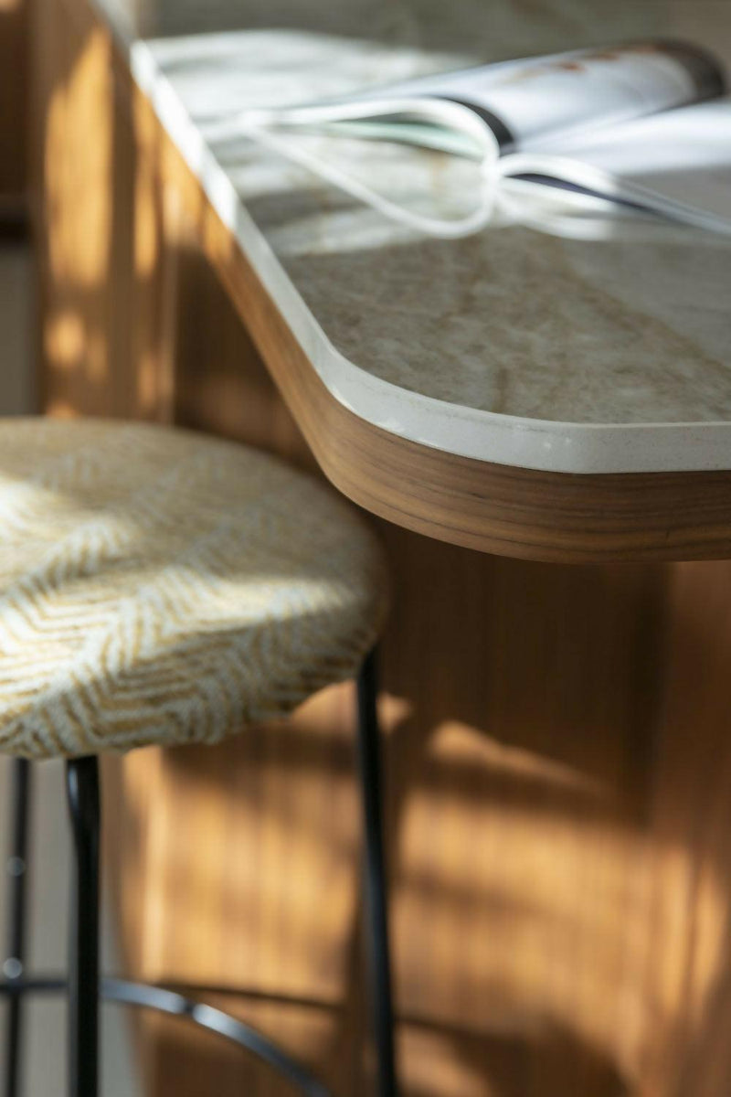 Warme Leefkeuken & Bijkeuken in Mereno Notenfineer-MERENO-altare keuken,mereno,milano bijkeuken,notenfineer keuken-Warme Leefkeuken met Eiland & Bijkeuken in Notenfineer-OBLY