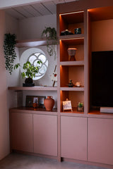 Warme maatwerkwand met nisjes en sfeerverlichting-woodendream-maatwerkwandkast,nisjes,tv wand kast,wandmeubel,warme uitstraling-Maatwerkwandkast met nisjes en warme verlichting-OBLY
