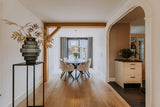 Warme woonkamer met oranje accenten-VAN WOLFSWINKEL WONEN-Woonkamer-Warme woonkamer met oranje accenten-OBLY