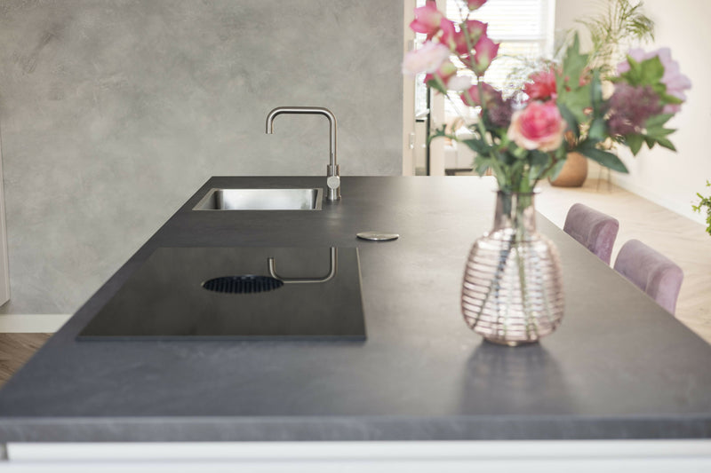 Witte Hoogglans Keuken met Unieke Details-Jan van Sundert-Keuken-OBLY