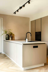 Woning met Maatwerkkast in jaren 30 stijl-Bij Linda interieuradvies-Keuken-Woning met maatwerkkast in jaren 30 stijl-OBLY