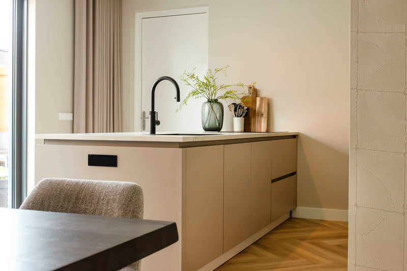 Woning met Maatwerkkast in jaren 30 stijl-OBLY-Woning met maatwerkkast in jaren 30 stijl-OBLY