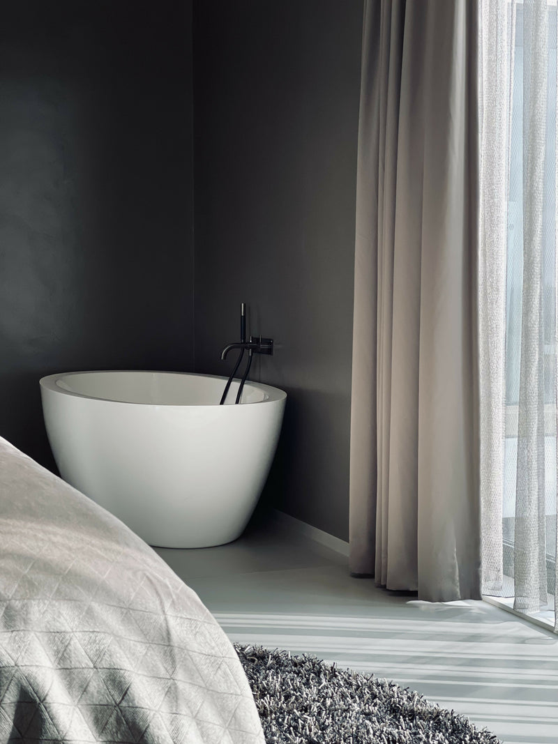 Woonkamer met maatwerk wandmeubel en luxe zitopstelling-L4 Elvire-woonkamer-Luxe woonkamer met maatwerk wandmeubel & zitopstelling | STUDIO L4-OBLY