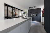 interieurontwerp met leefkeuken en maatwerk wandmeubel-Studio Thirty Two-binnenhuisarchitect,interieur renovatie,leefkeuken,maatwerk wandmeubel,moderne keuken,open keuken,renovatie woning,Woonkamer,woonkamer ontwerp-Maatwerk interieur | Moderne woonkamer & luxe keuken-OBLY