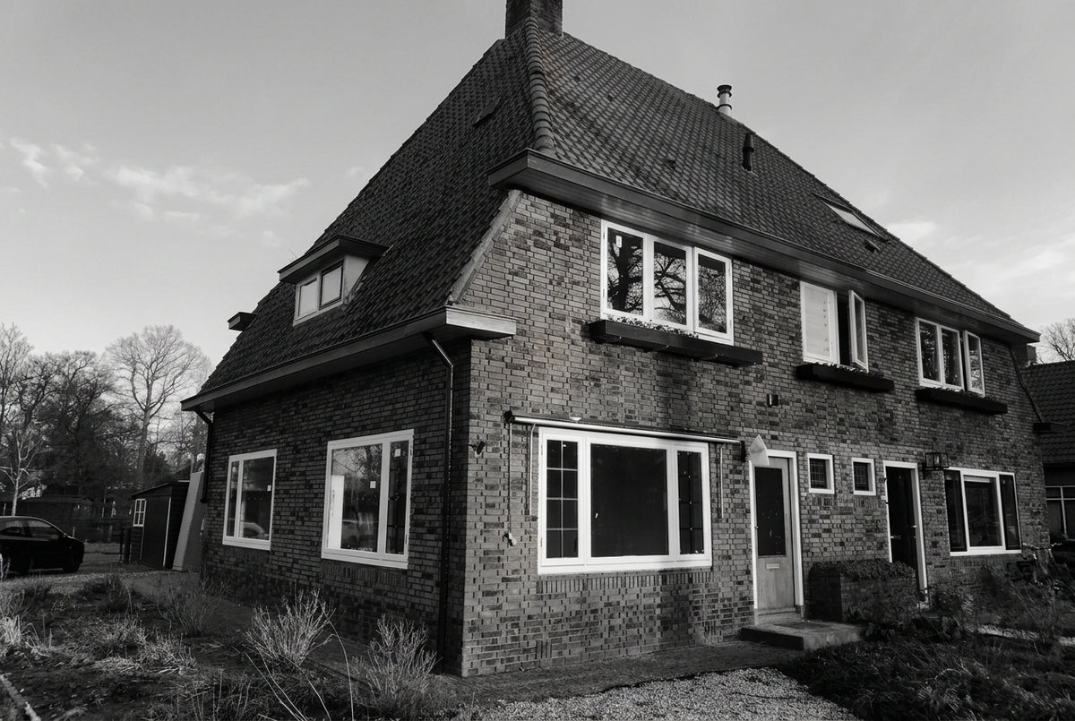 Jaren 30 woning voor de verbouwing en renovatie