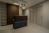 maatwerk interieur voor praktijkruimte en receptiebalie-voermans-design-interieur,interieur-op-maat,maatwerk-balie,maatwerk-interieur,maatwerk-kasten,maatwerk-meubilair,praktijkinrichting,praktijkinterieur,praktijkruimte-interieur,receptiebalie,wachtruimte-interieur,zakelijke-interieurbouw-maatwerk praktijkinterieur met receptiebalie-OBLY