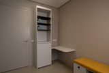 maatwerk interieur voor praktijkruimte en receptiebalie-voermans-design-interieur,interieur-op-maat,maatwerk-balie,maatwerk-interieur,maatwerk-kasten,maatwerk-meubilair,praktijkinrichting,praktijkinterieur,praktijkruimte-interieur,receptiebalie,wachtruimte-interieur,zakelijke-interieurbouw-maatwerk praktijkinterieur met receptiebalie-OBLY