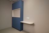 maatwerk interieur voor praktijkruimte en receptiebalie-voermans-design-interieur,interieur-op-maat,maatwerk-balie,maatwerk-interieur,maatwerk-kasten,maatwerk-meubilair,praktijkinrichting,praktijkinterieur,praktijkruimte-interieur,receptiebalie,wachtruimte-interieur,zakelijke-interieurbouw-maatwerk praktijkinterieur met receptiebalie-OBLY
