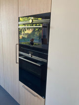 moderne maatwerk keuken met kookeiland en licht hout-voermans-design-keuken,greeploze-keuken,houten-keuken,keuken-eiland,keuken-inspiratie,keuken-interieur,keuken-met-kookeiland,keuken-op-maat,lichte-houten-keuken,maatwerk-keuken,minimalistische-keuken,moderne-keuken,moderne-woonkeuken,woonkeuken-moderne maatwerk keuken met kookeiland-OBLY