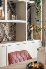 renovatie met nieuwe leefkeuken en moderne woonkamer-Studio Thirty Two-complete-woning-renovatie,interieur-ontwerp,interieur-renovatie,Keuken,keuken-renovatie,leefkeuken,moderne-indeling,uitbouw-woning,verduurzaming,woning-verbouwing,woonkamer-renovatie-Haardwand & zwarte keuken | Maatwerk interieur-OBLY