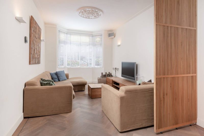 2 houten roomdividers in moderne woning-Houten roomdivider-alle,Keuken,Woonkamer-OBLY