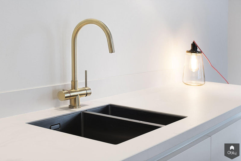 Arctic White keuken grachtenpand-Kitchenstudio-alle,Keuken-OBLY