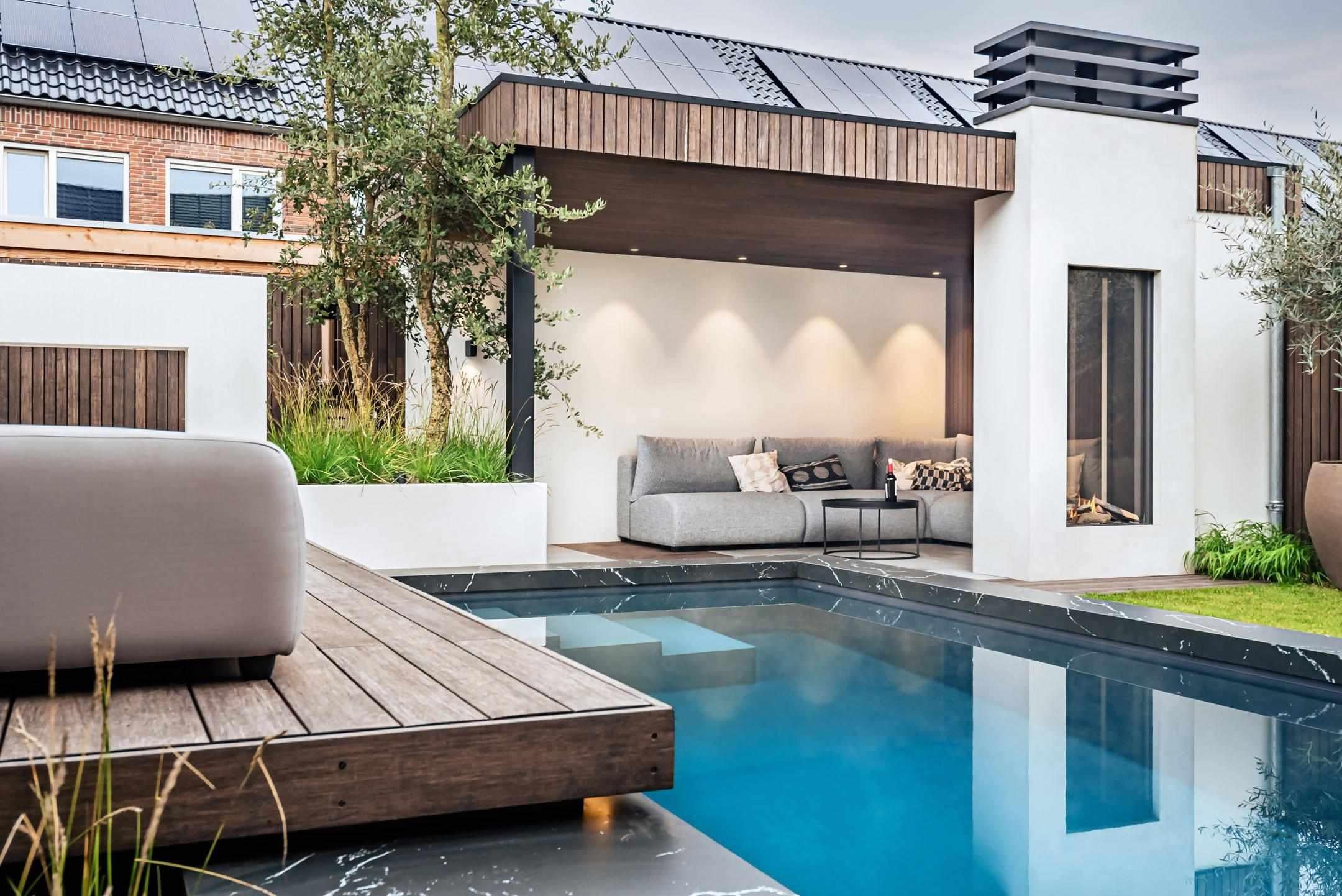 Balinese luxueuze stadstuin-TIM Exclusive Gardens-balinesetuin,exclusievebuitenruimte,luxe stadstuin,resortgevoel,tropischetuin,tuin,vakantiesfeer,zwembadtuin-Balinese luxueuze stadstuin -OBLY