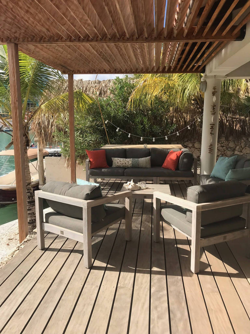 Beach villa interieur-Daniela Cupello-Woonkamer-Interieur villa aan het strand-OBLY