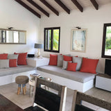 Beach villa interieur-Daniela Cupello-Woonkamer-Interieur villa aan het strand-OBLY