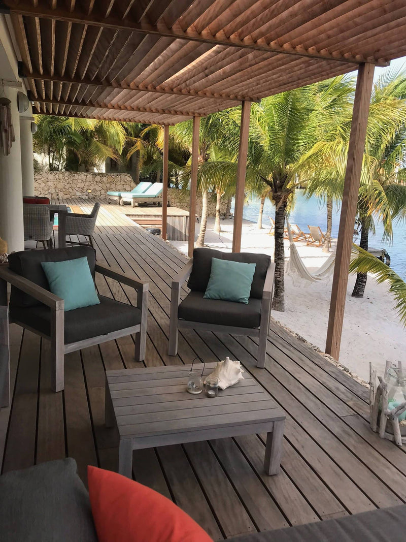 Beach villa interieur-Daniela Cupello-Woonkamer-Interieur villa aan het strand-OBLY