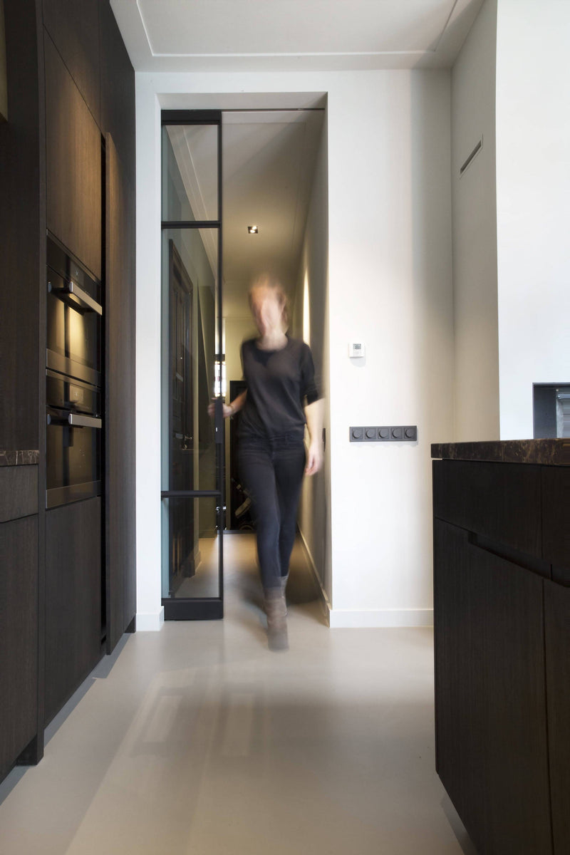 Bovenwoning met verbinding tot tuin-Richèl Lubbers Architecten-Woonkamer-OBLY