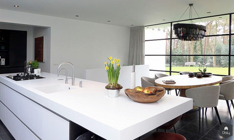 Corian werkblad met naadloos verlijmde stollenwand en spoelbak.-Cora Techniek-alle, Keuken-OBLY