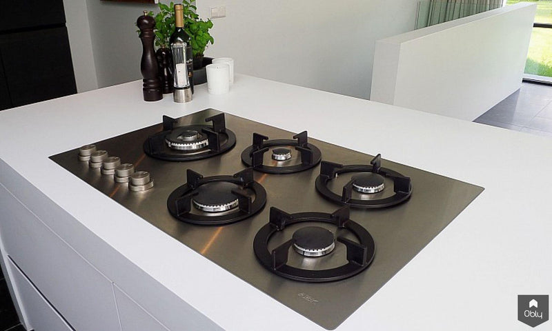 Corian werkblad met naadloos verlijmde stollenwand en spoelbak.-Cora Techniek-alle, Keuken-OBLY