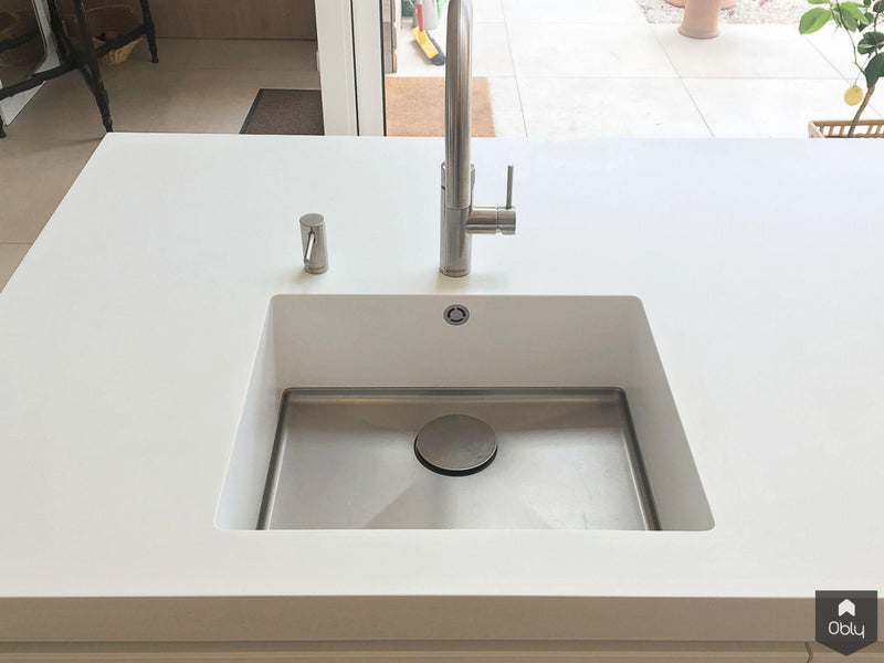Corian werkblad met overhangend gedeelte-Cora Techniek-alle,Keuken-OBLY