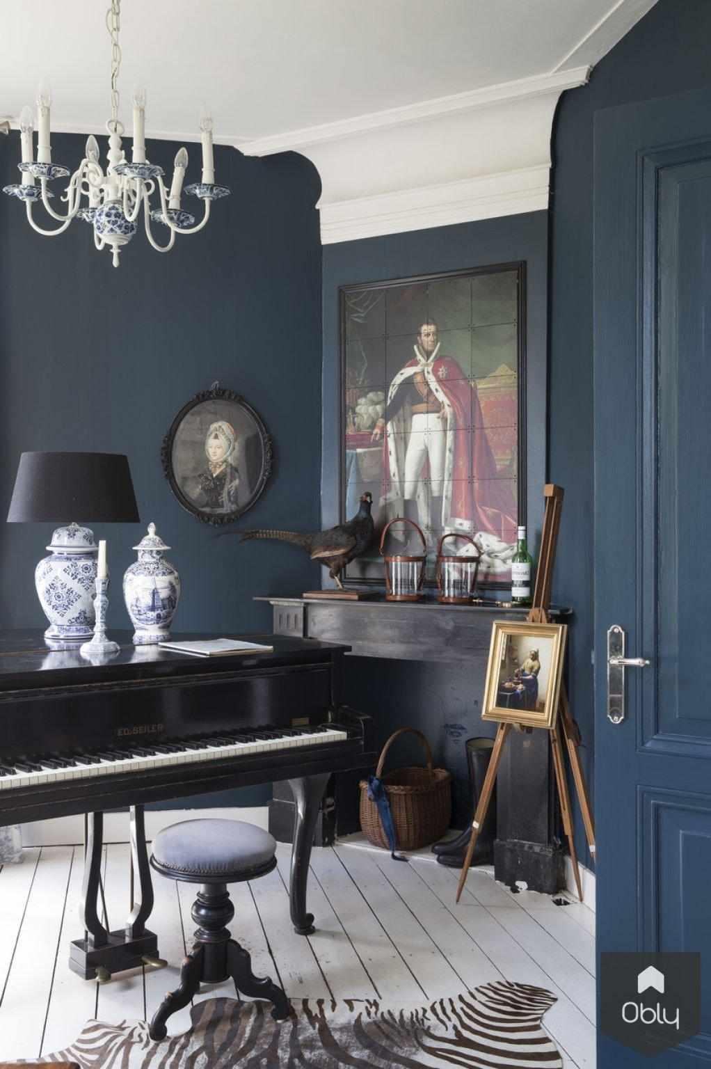 De blauwe kamer- Petra Postmus Interiors-Petra Postmus Interiors-alle,Blauw interieur,Delfts blauw woonstijl,Haags blauw,Historische woonkamer,Klassiek met moderne twist,Oud Hollands interieur,Petra Postmus Interiors,Sfeervolle kamer,Tijdloos wonen,Woonkamer-OBLY