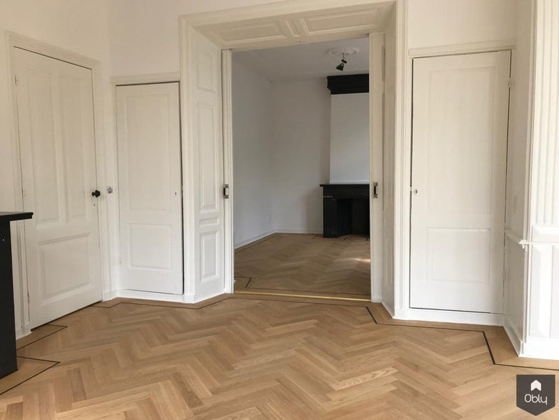 Eiken visgraatvloer in authentieke woning-JonkHome-alle,Woonkamer-OBLY