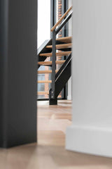 Eiken visgraatvloer in penthouse in purmerend-The Woodstore-alle,lichte woonkamer,moderne woonkamer,ruime woonkamer interieur,Woonkamer,woonkamer met grote ramen,woonkamer met houten vloer-Eiken visgraatvloer in penthouse in purmerend-OBLY