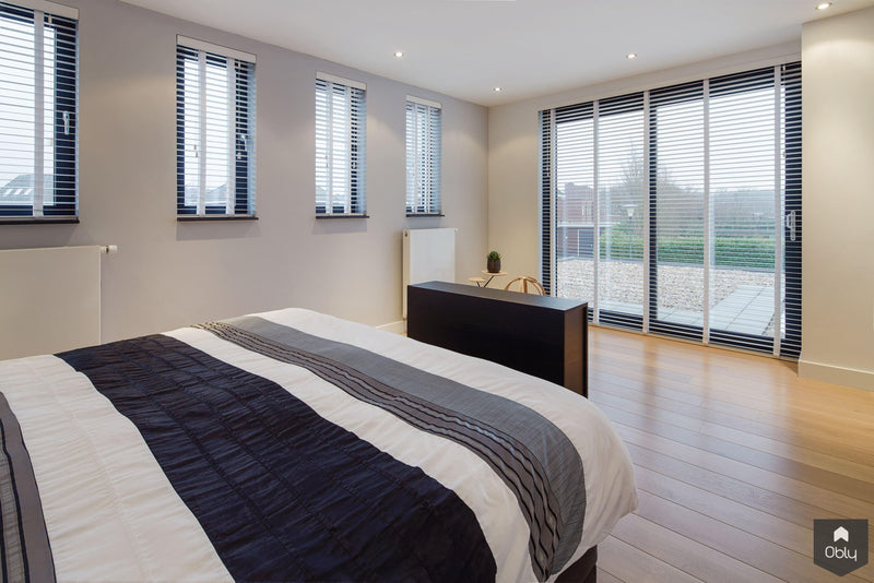 Eiken vloer en keramische tegels in woning-MoreFloors-alle,Woonkamer-OBLY