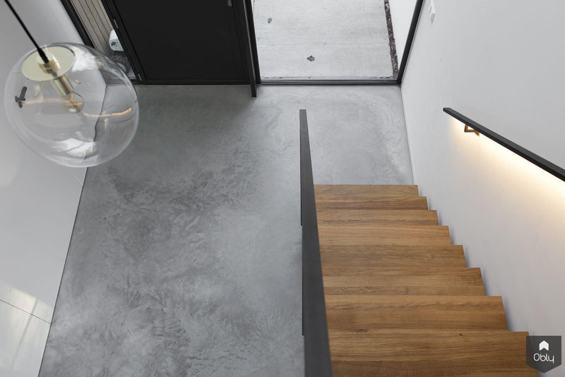 Gevlinderde betonvloer in moderne villa-Willem Designvloeren B.V.-alle,Keuken-OBLY