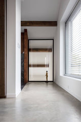Gevlinderde woonbeton vloer in gerenoveerde woning-Obly-2-alle,Entree Hal Trap,Keuken,Woonkamer-Gevlinderde woonbeton vloer in gerenoveerde woning-OBLY