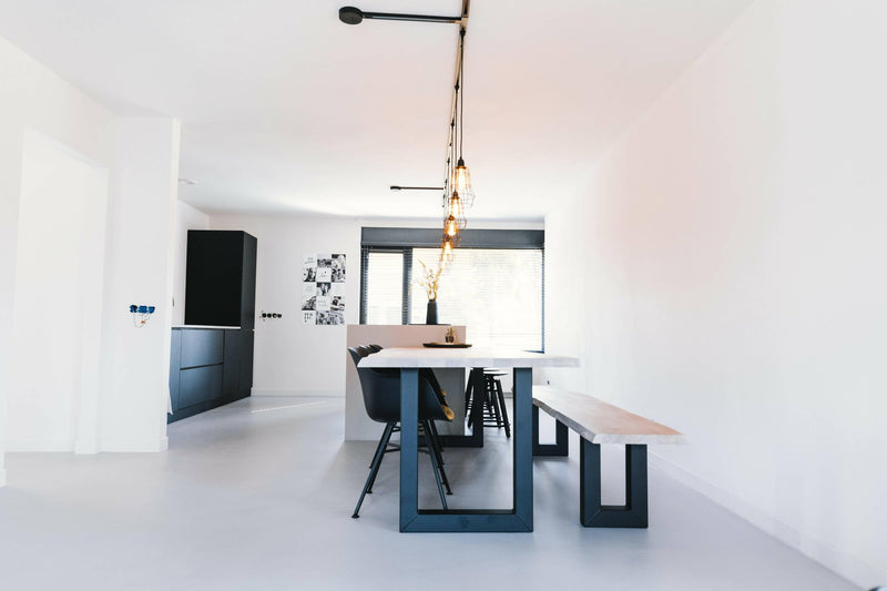 Gietvloer betonlook grijs in nieuwbouwwoning-OBLY-woonkamer-Gietvloer betonlook grijs in nieuwbouwwoning -OBLY