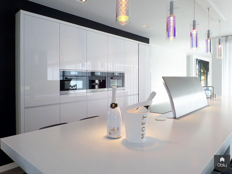 Greeploze hoogglans keuken met Corian werkblad-Cora Techniek-alle,Keuken-OBLY