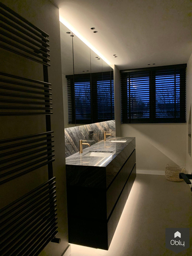 Grote keramische tegels in badkamer-MoreFloors-alle,Badkamer-OBLY