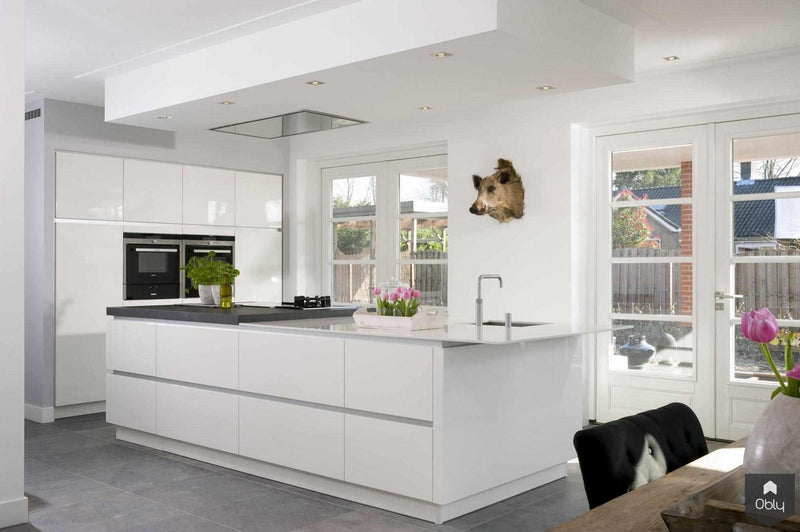 Hoogglans witte keuken-NewLook Keukens-alle,Keuken-OBLY