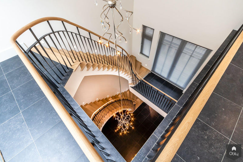 Houten trappen met gedraaid stalen hekwerk-Van Bruchem Staircases-alle,Entree hal trap-OBLY