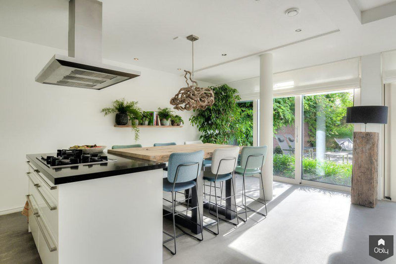 Houten wandmeubel met verdekte toegangsdeuren-lab-R architectenbureau-alle,Woonkamer-OBLY