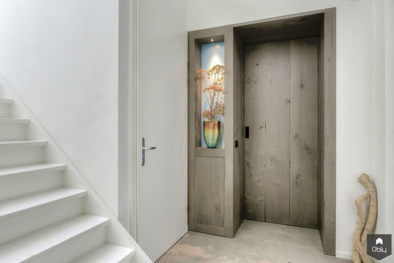 Houten wandmeubel met verdekte toegangsdeuren-lab-R architectenbureau-alle,Woonkamer-OBLY