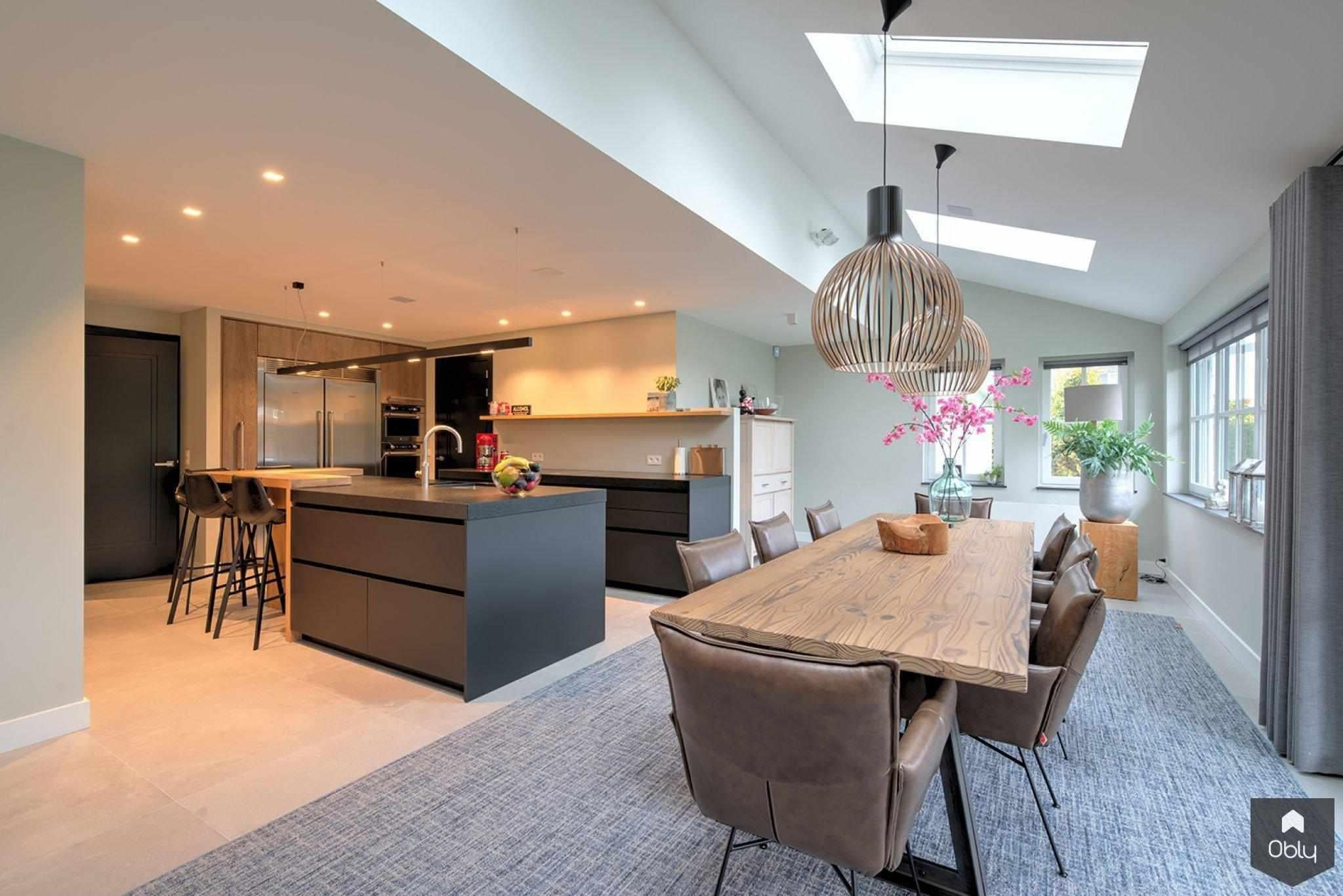 Interieur sfeervolle villa-Dosis Keuken & Interieur-alle,design interieur,Keuken,leefkeuken,luxe villa,modern interieur,open keuken,villa inrichting,warme woonstijl,wonen met karakter-OBLY
