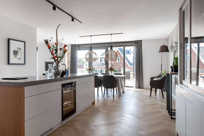 Interieurontwerp en indeling appartement-Lifs Interior Design-keuken-Nieuwe indeling interieur en keuken appartement -OBLY
